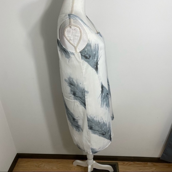 Lilla P Button Down Tunic XS Sleeveless Feather - Picture 4 of 9